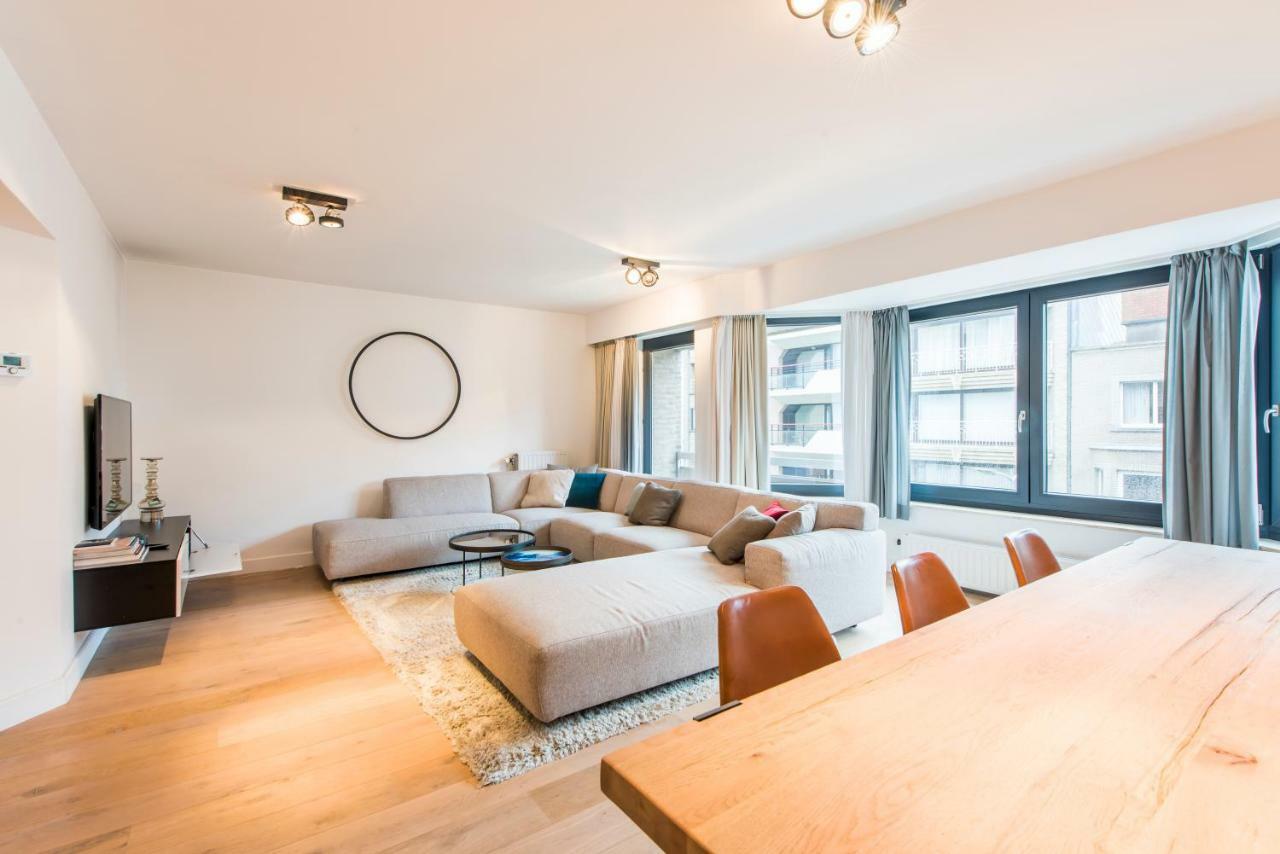 Ruim En Modern Appartement Te Knokke Nabij De Dijk Εξωτερικό φωτογραφία