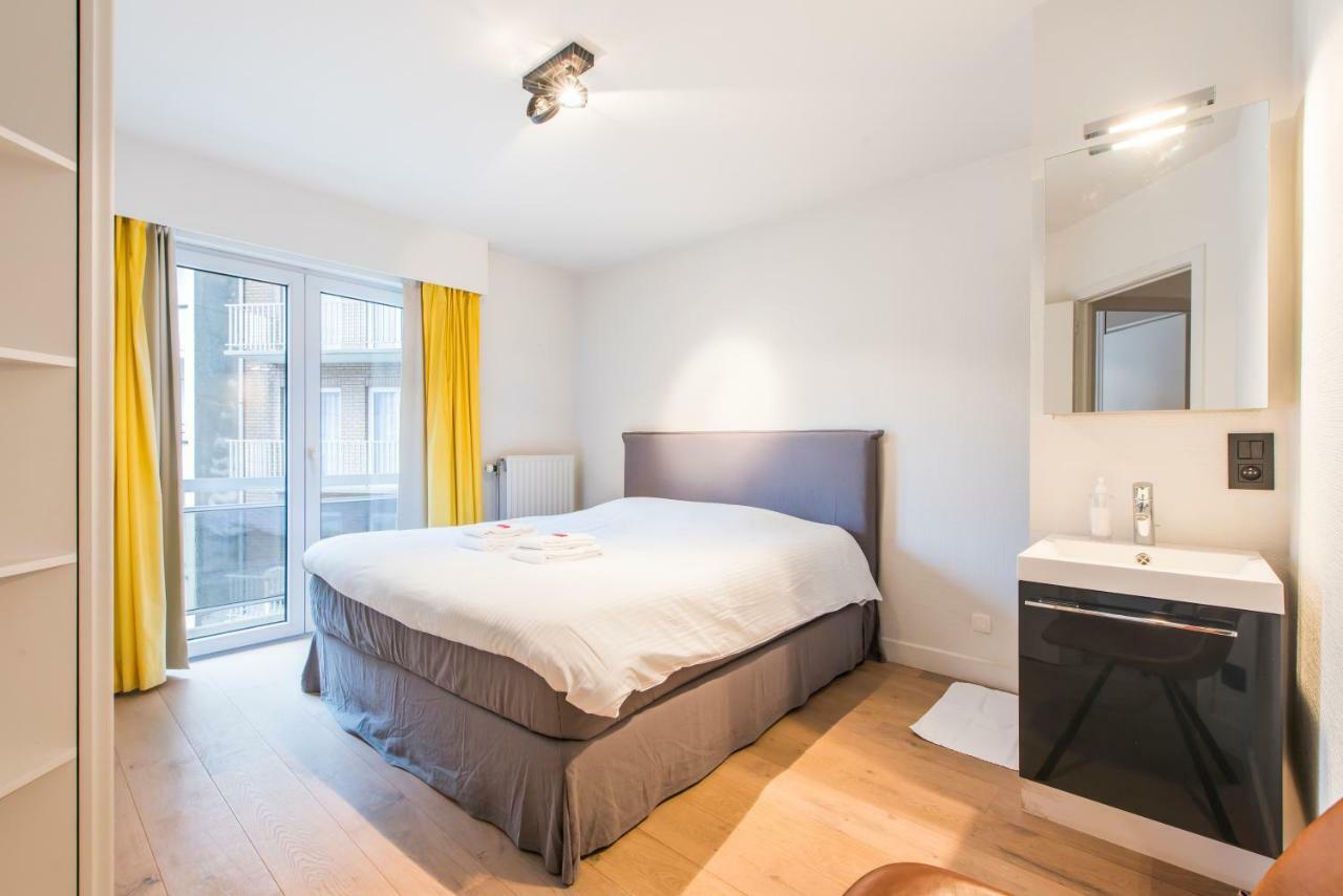 Ruim En Modern Appartement Te Knokke Nabij De Dijk Εξωτερικό φωτογραφία